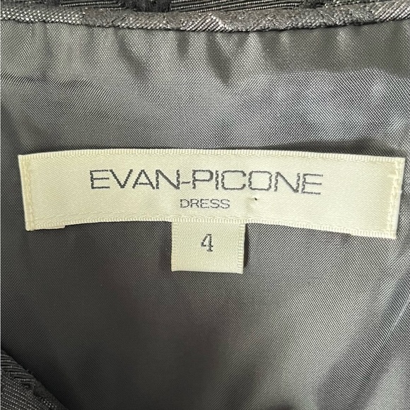 Evan Picone Black Sleeveless Sheath Mini Dress with textured floral - Picture 11 of 13